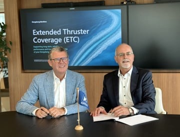 From left: Ard-Jan Kooren, President and CEO of KOTUG International, & Rob van Solingen, Sales Manager, Kongsberg Maritime