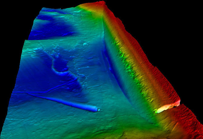3D plot of the bathymetry of part of the west dam wall at Draycote Water. Colour scaling is from the surface down to 17.5m.