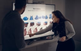 Advisor showing customer propulsion possibilities