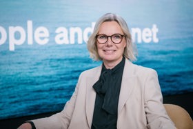 Picture of a smiling Lisa Edvardsen Haugan